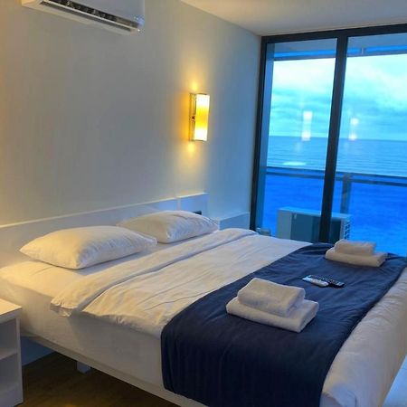 Orbi City Sea View Apartments Batumi Exterior photo