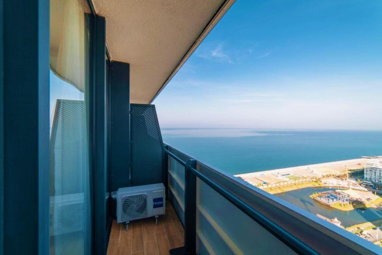 Orbi City Sea View Apartments Batumi Exterior photo