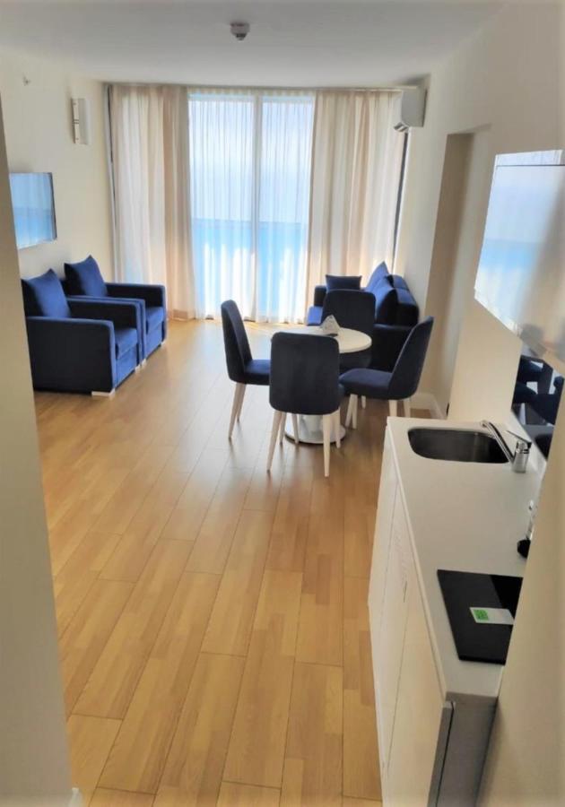 Orbi City Sea View Apartments Batumi Exterior photo