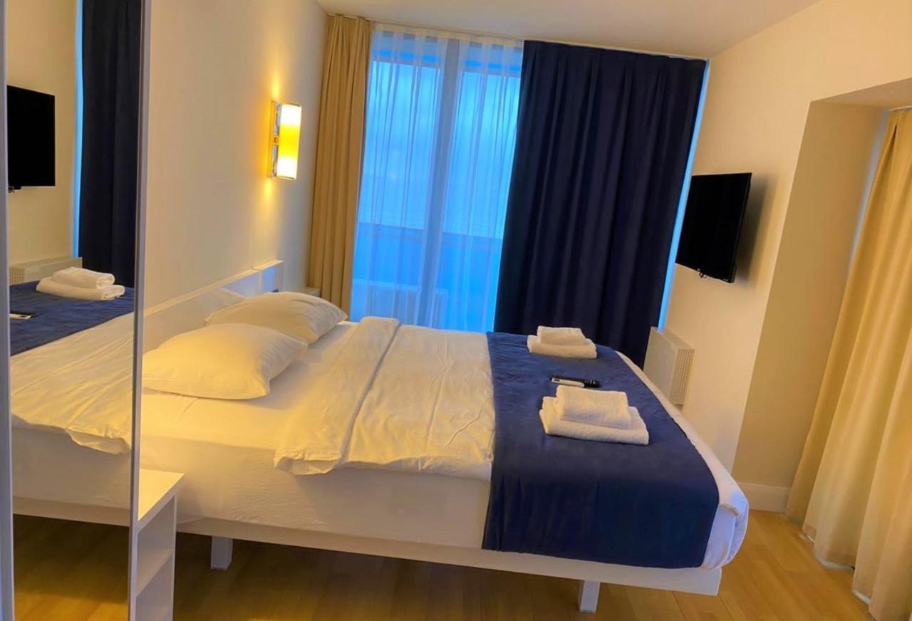 Orbi City Sea View Apartments Batumi Exterior photo