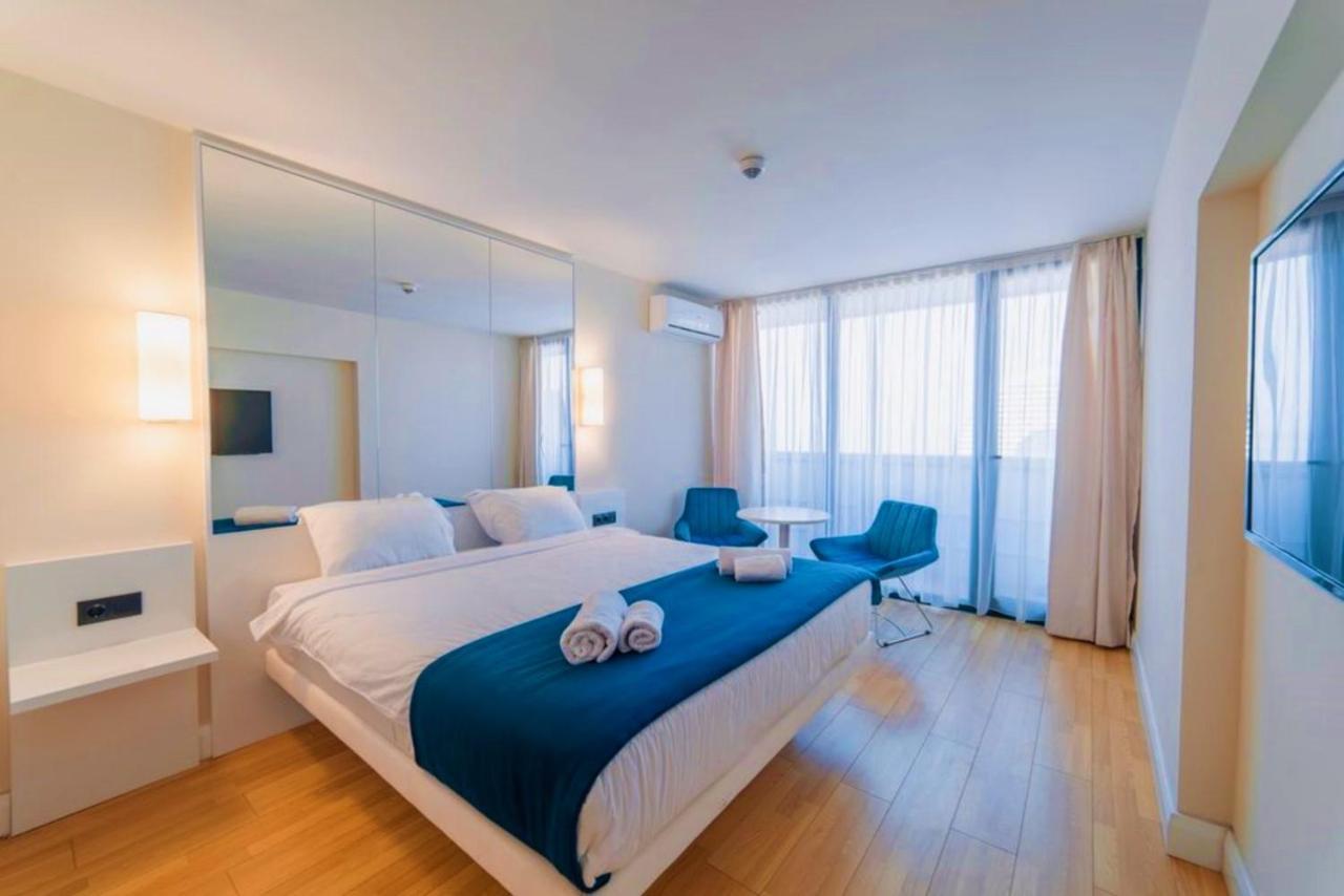 Orbi City Sea View Apartments Batumi Exterior photo